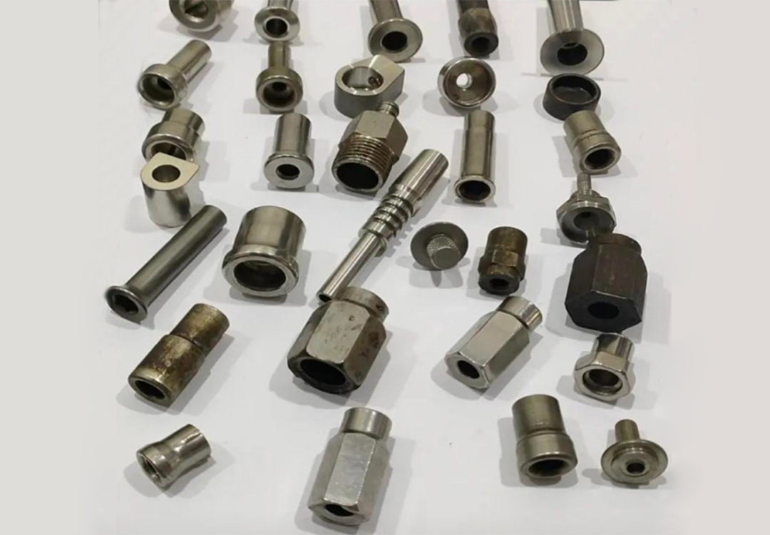 钨钢模具、冷镦模具、热锻模具、钨钢冲棒、非标冲棒、高精度模具定制、模具解决方案、模具维修保养、诸暨模具厂家、浙江钨钢模具